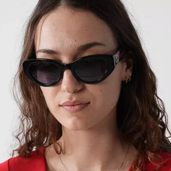 NEW GUCCI GG1862S 004 CAT EYE BLACK/BLUE WOMEN SUNGLASSES GUCCI Gucci GG1862S 004 Cat Eye Sunglasses Solid Black - eye-oo.com main image 3